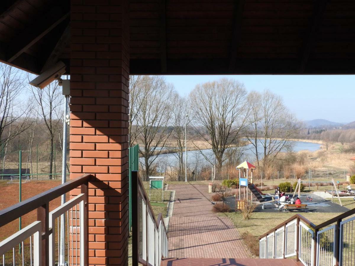 Apartament Nad Stawami Lägenhet Sanok Exteriör bild